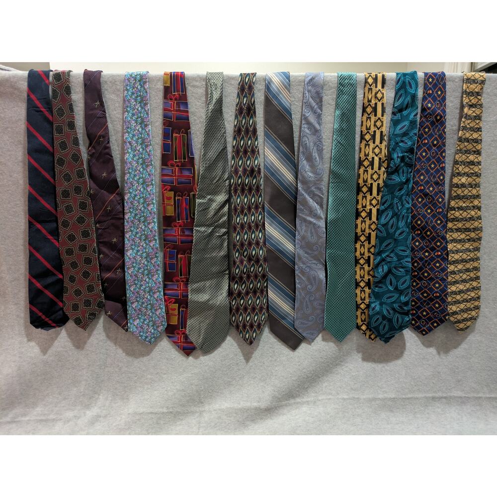 Designer Silk Neckties Stripe Geometric Solid Charvet Branded Quilt Lot‎ of 14
